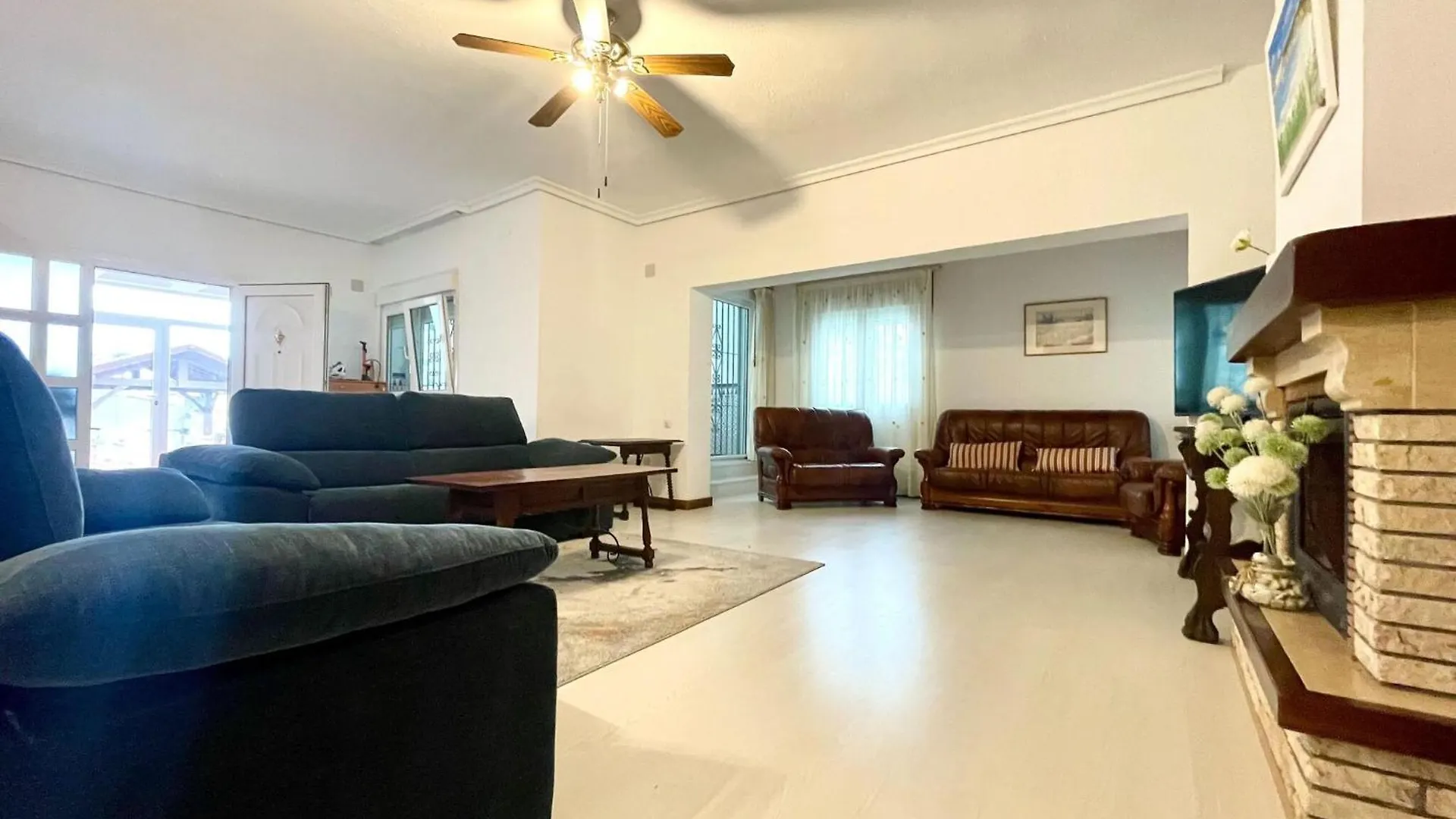 Villa In Roquetas With Garden And Private Pool Roquetas de Mar