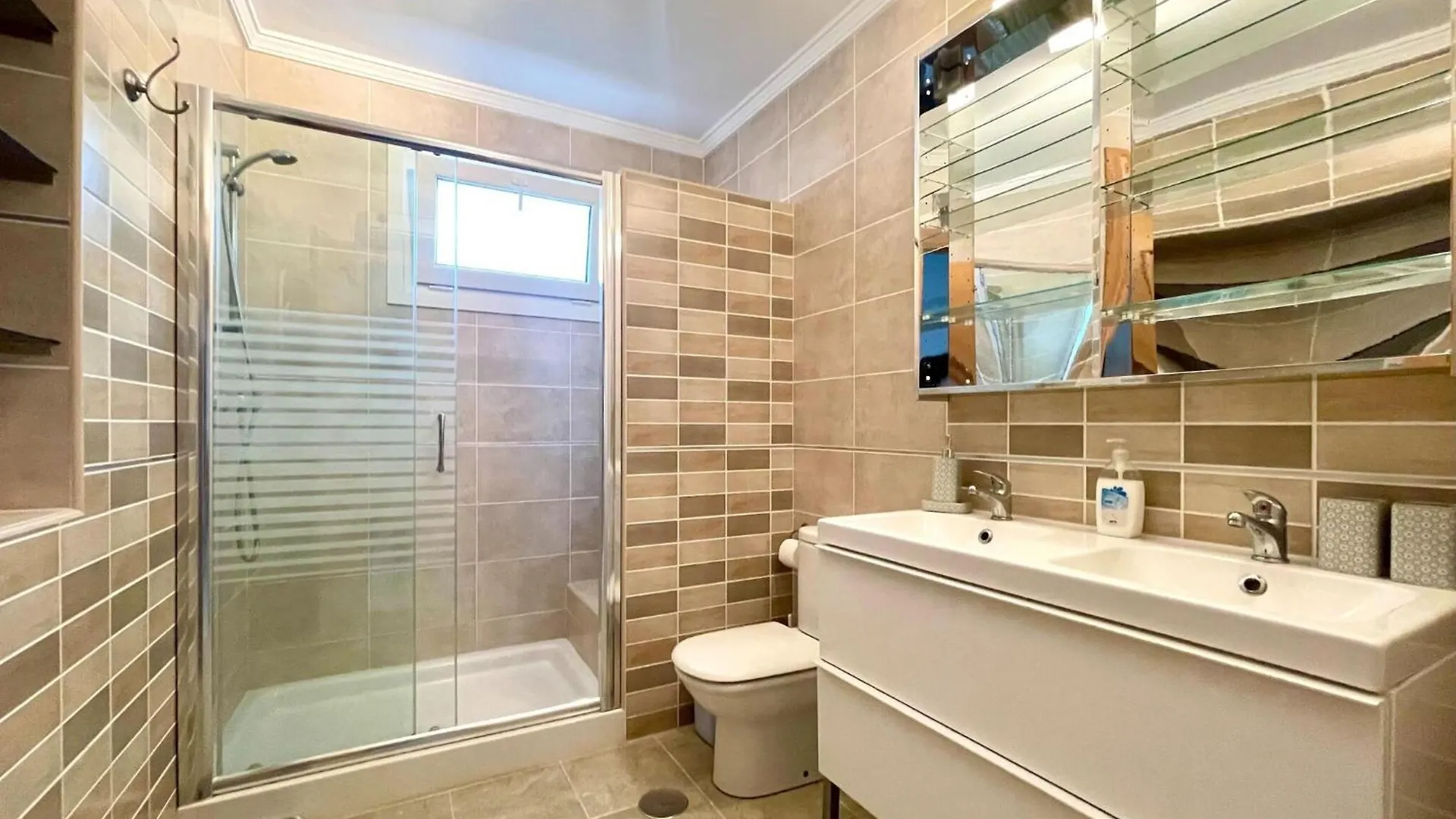 Villa In Roquetas With Garden And Private Pool Roquetas de Mar