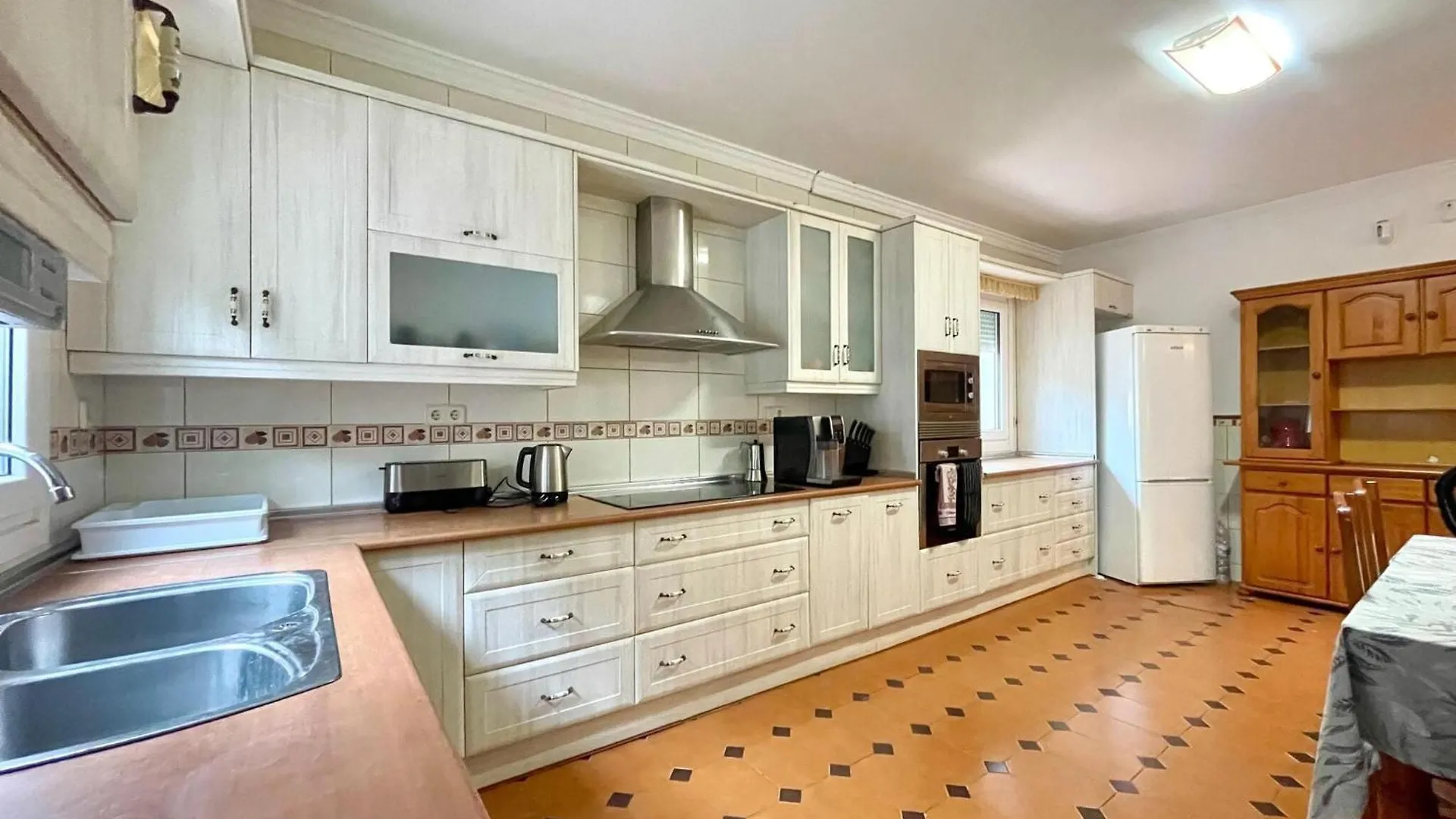 Villa In Roquetas With Garden And Private Pool Roquetas de Mar